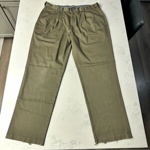 Haggar Pleated Chinos in light brown